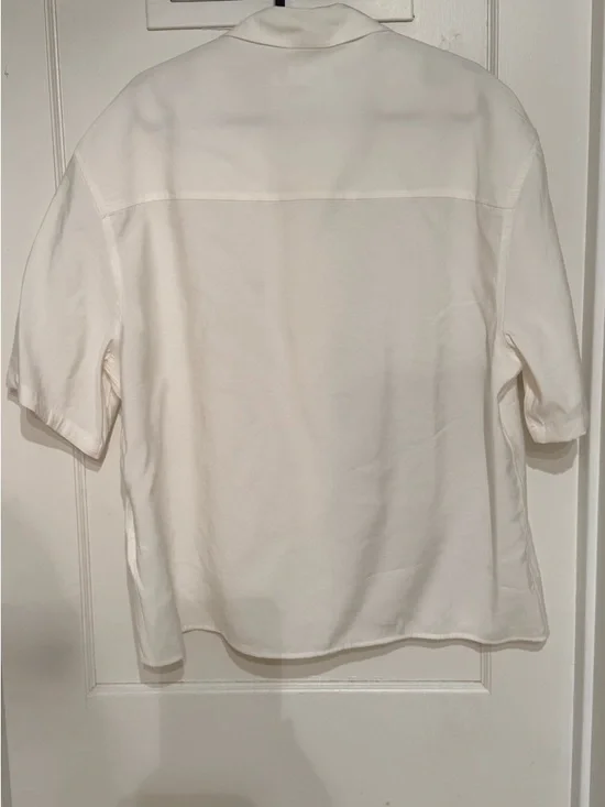 Zara Man Abstract Graphic Button-Up - Picture 4 of 5